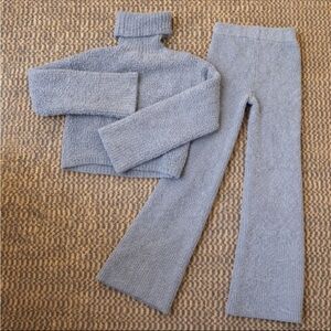 🩶 Aerie Gray Cozy Lounge Set Turtleneck Top Flare Pants Small Soft